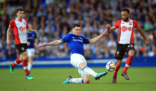 她充分的信 她充分的信